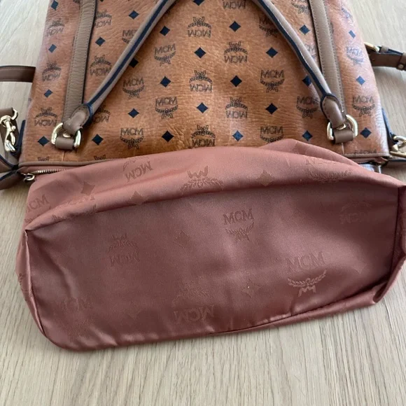 MCM Cognac Shoulder bag - Picture 13 of 16
